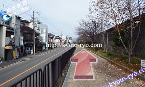 京都鉄道博物館の近くの道