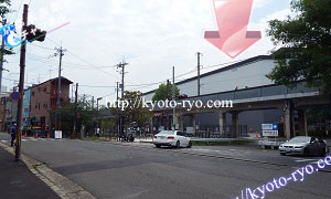 京都鉄道博物館の隣の交差点